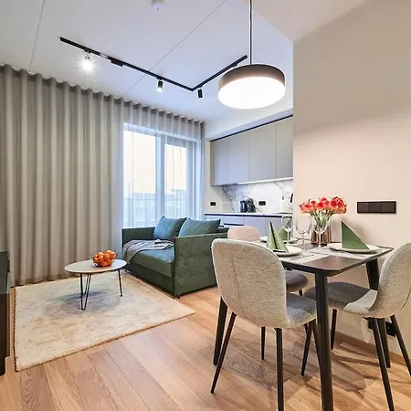 Apartamento Brand New 2026 - Self Check-in - Balcony - Near Hilton