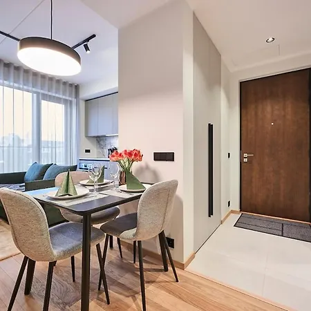 Brand New 2026 - Self Check-in - Balcony - Near Hilton * Tallin