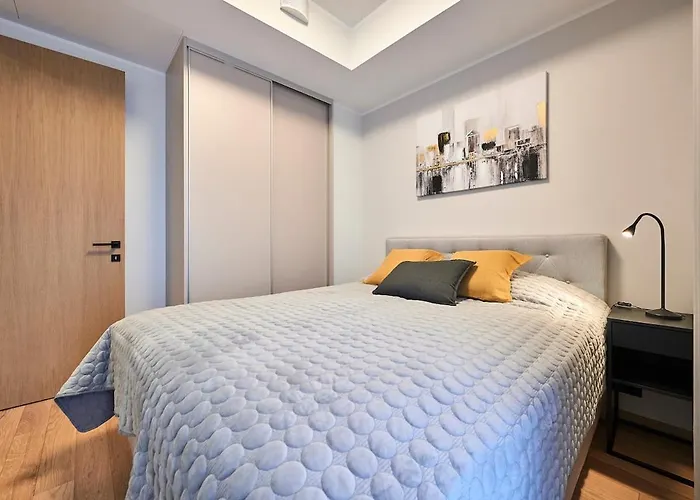 Appartement Brand New 2026 - Self Check-in - Balcony - Near Hilton